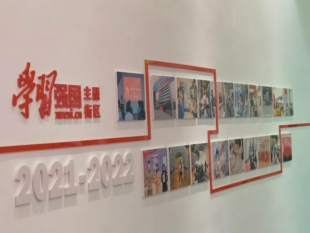 救援摄影师男孩